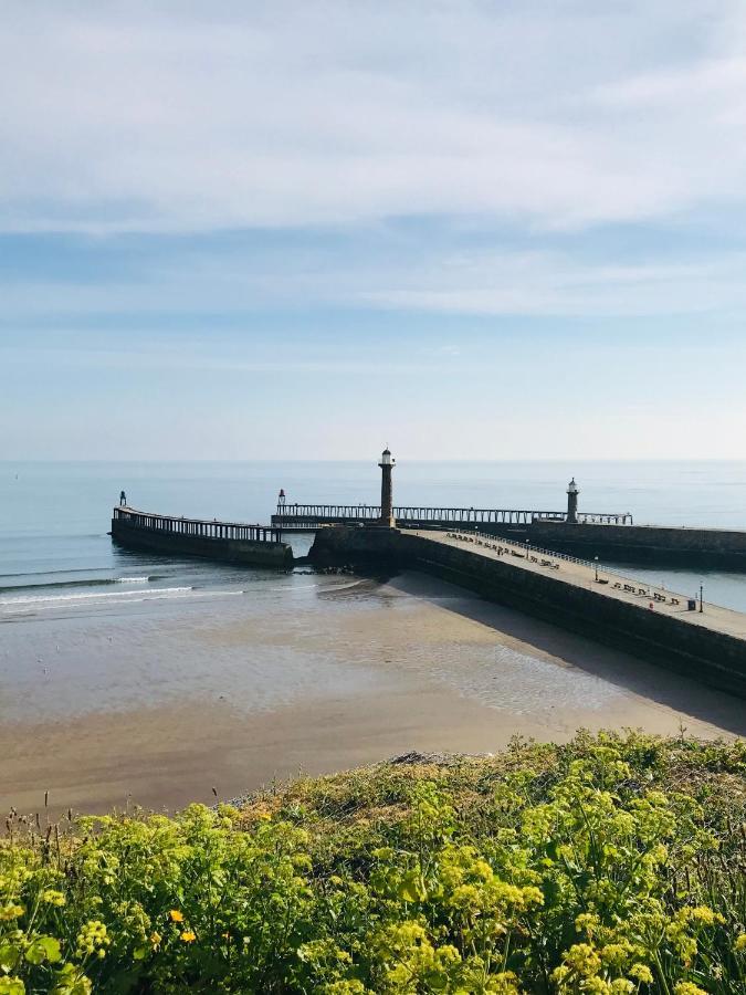 Low Tide ويتبي المظهر الخارجي الصورة